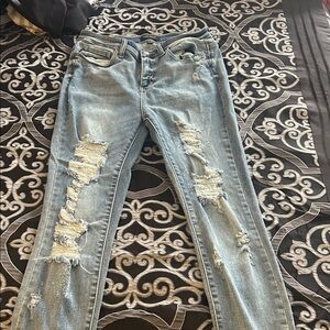 Judy Blue Vintage Wash Distressed Skinny Jeans